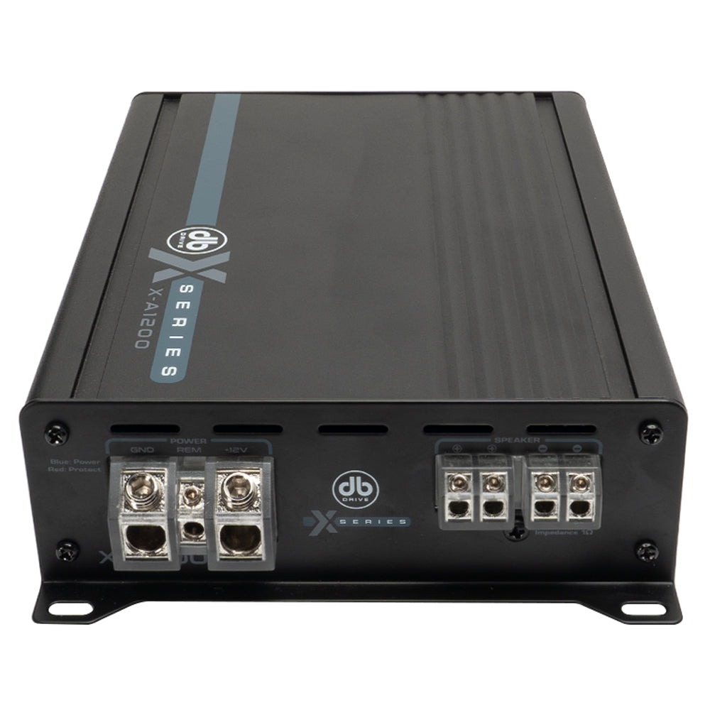 DB DRIVE AMP X-SERIES MONO CLASS D RMS 600W X 1 @ 1OHM / 300W X 1 @ 2OHM