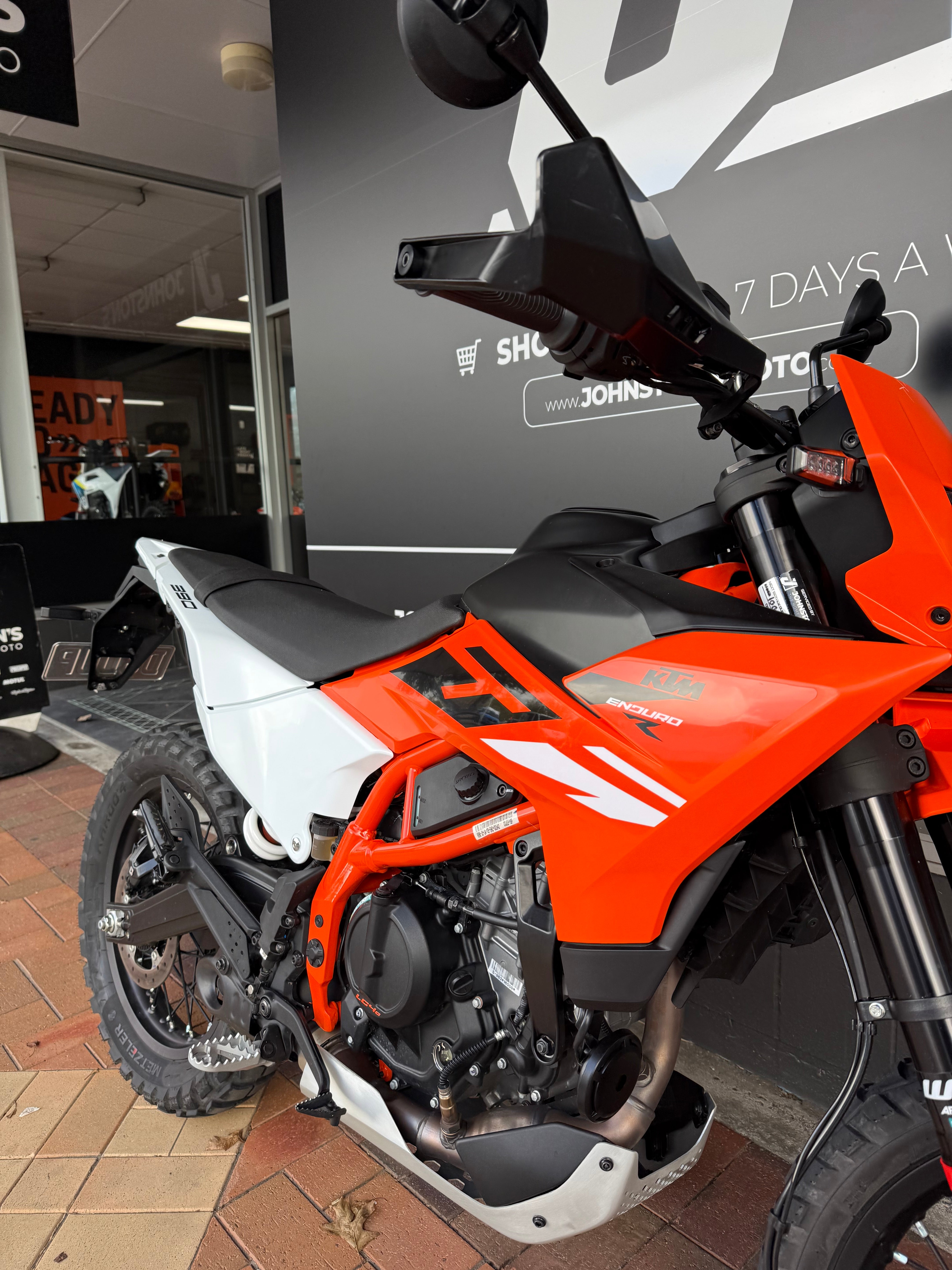 KTM 390 Enduro R 2025 ex Demo Unit