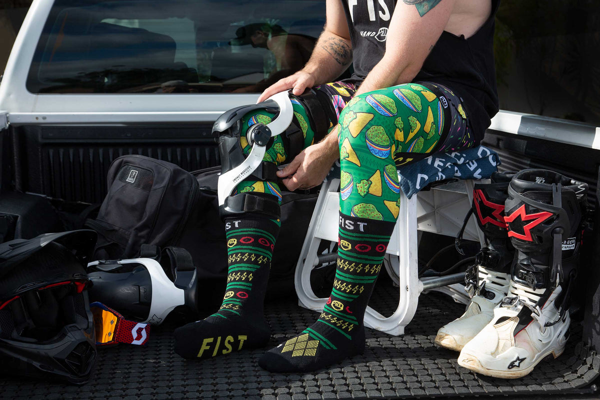 CHIPS N' GUAC MOTO SOCKS