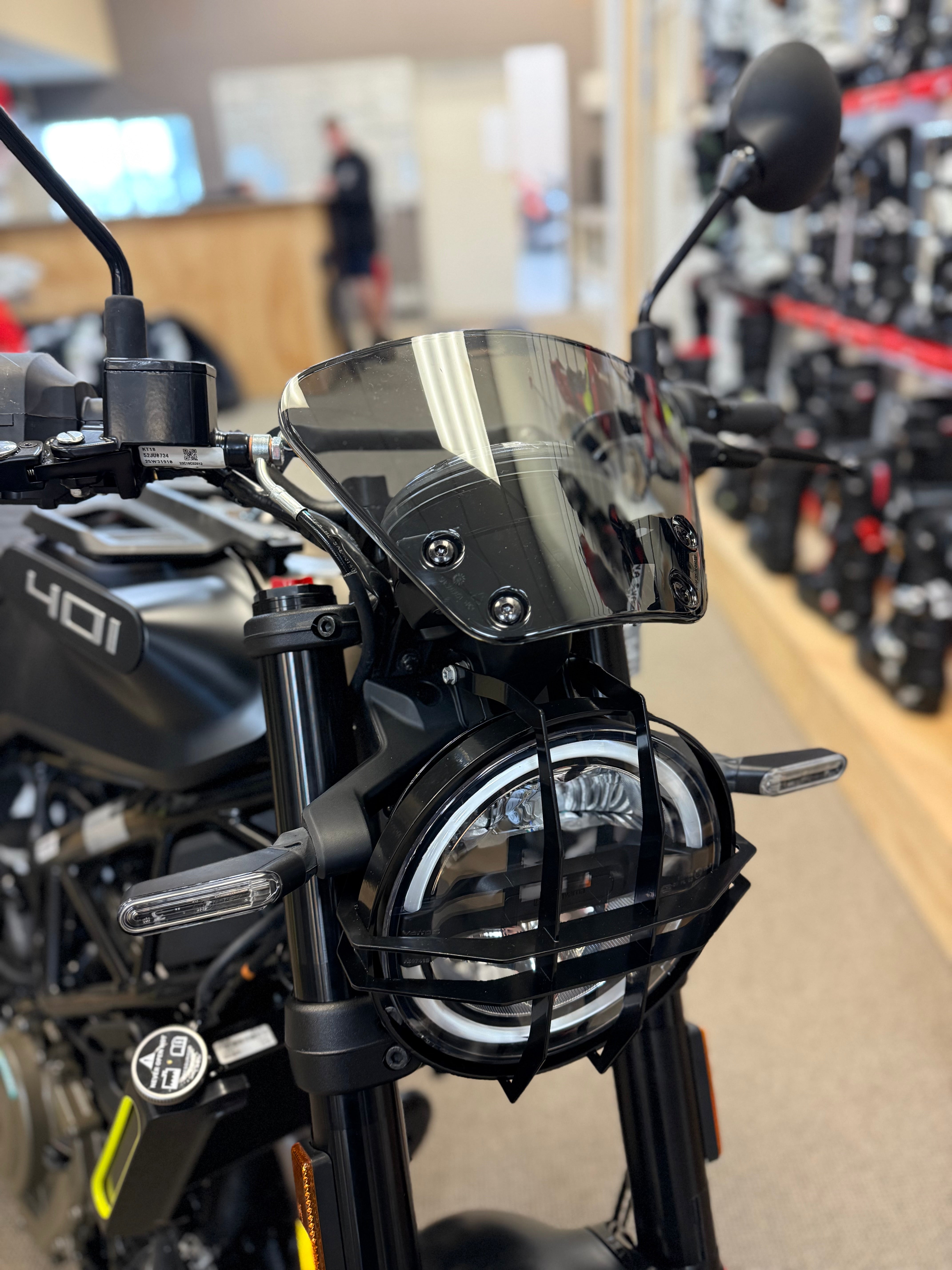 Husqvarna Svartpilen 401 2023 - Loaded With Accessories