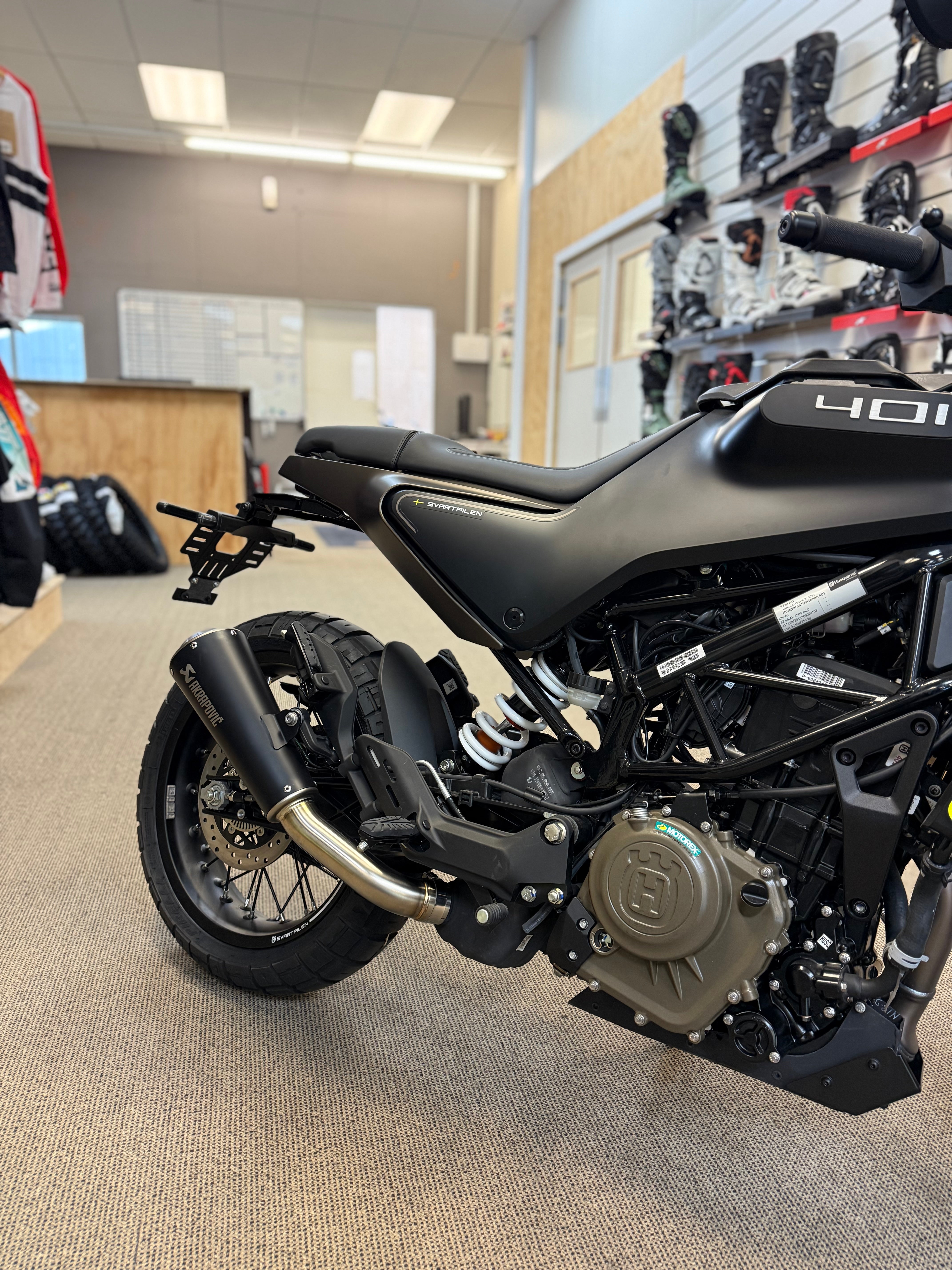 Husqvarna Svartpilen 401 2023 - Loaded With Accessories