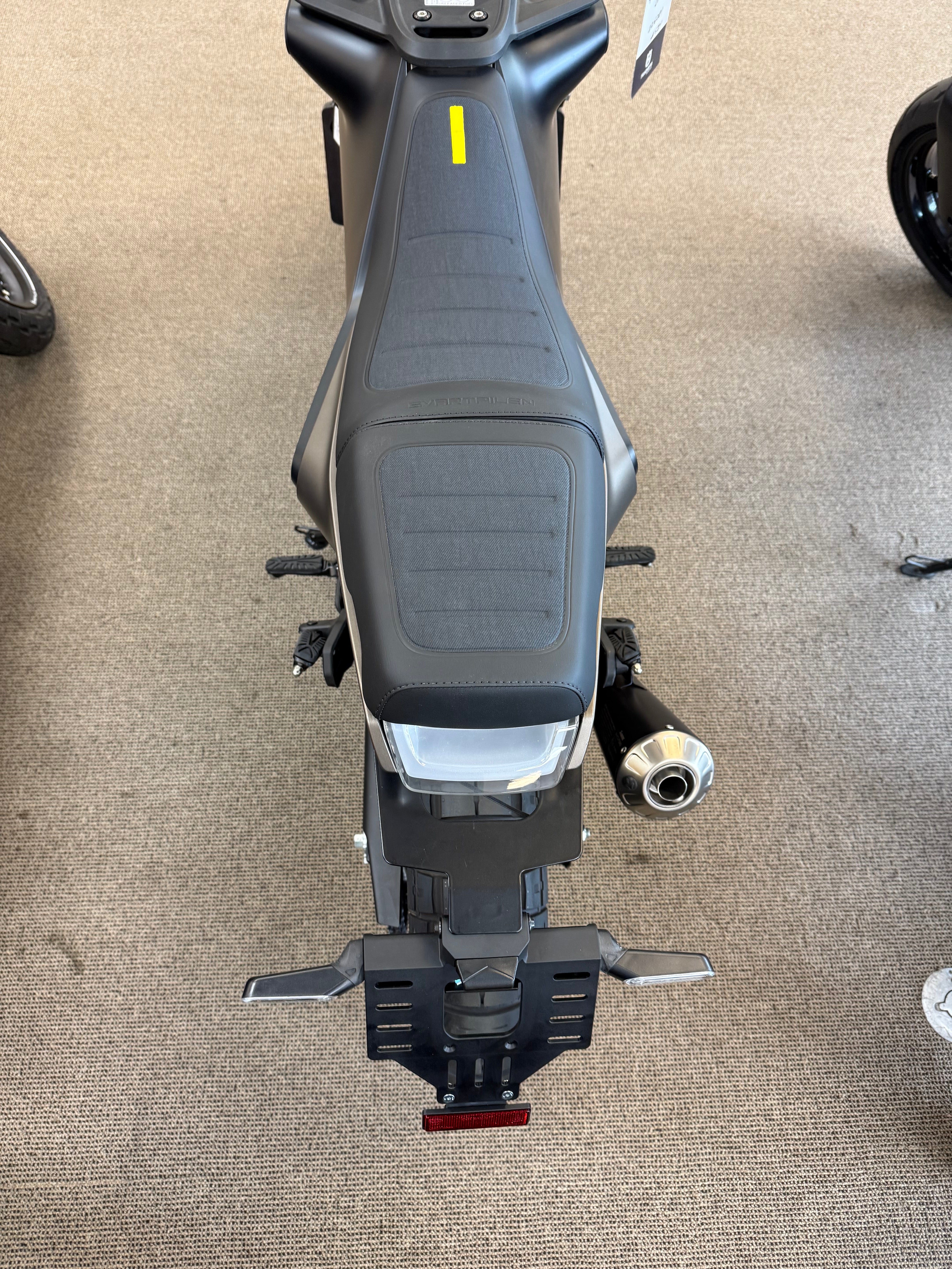 Husqvarna Svartpilen 401 2023 - Loaded With Accessories