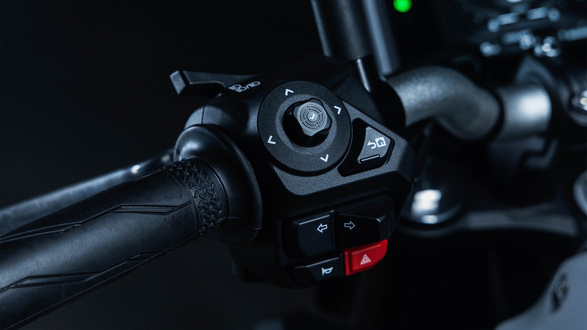 YAMAHA MT-07LA 2025
