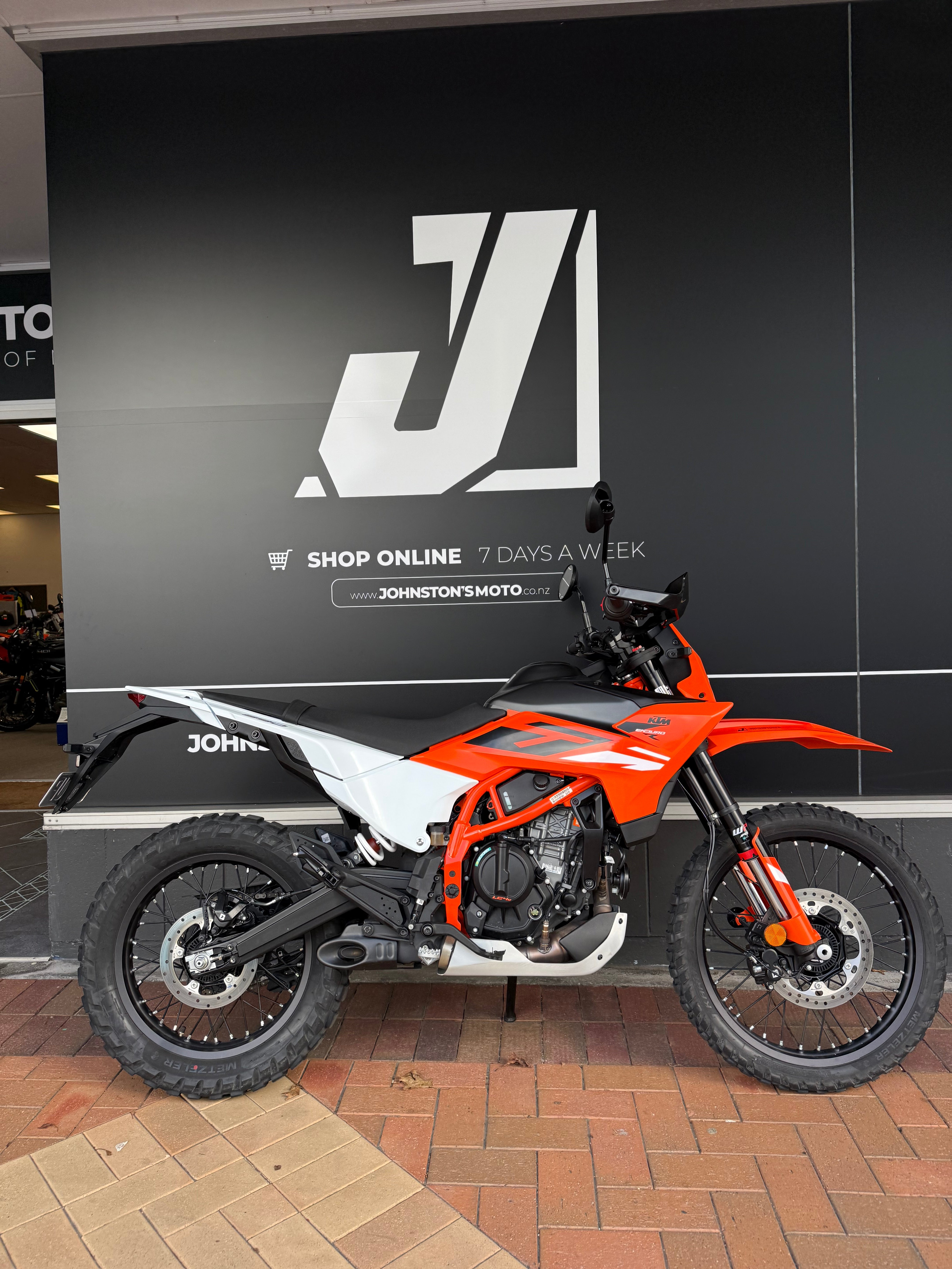 KTM 390 Enduro R 2025 ex Demo Unit