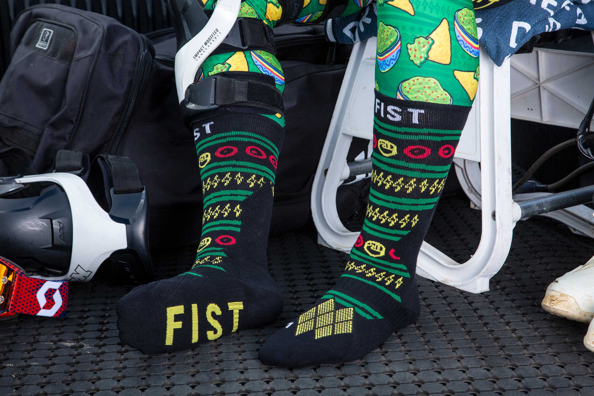 CHIPS N' GUAC MOTO SOCKS